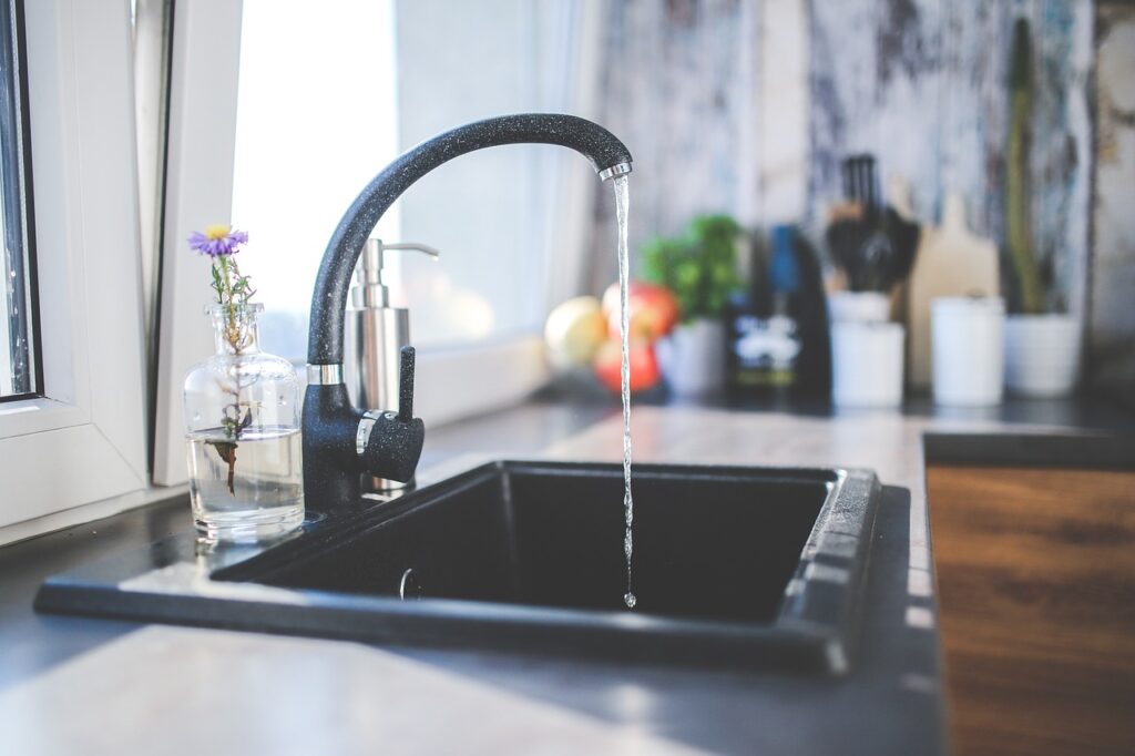 Waterbesparende-keukenkranen-innovatieve-oplossingen-voor-dagelijks-gebruik-791172