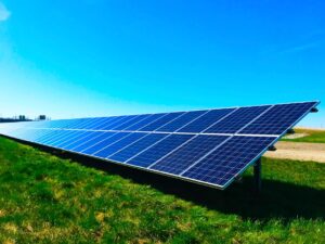 Slimme-energiebesparende-oplossingen-voor-een-koelere-zomer-unsplash_WvusC5M-TM8