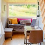 Zelfvoorzienend leven: een tiny house op wielen als vakantiehuis