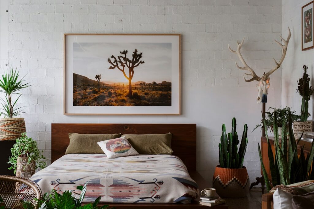 Wanddecoratie-voor-de-slaapkamer-unsplash_free3W2D_Ms